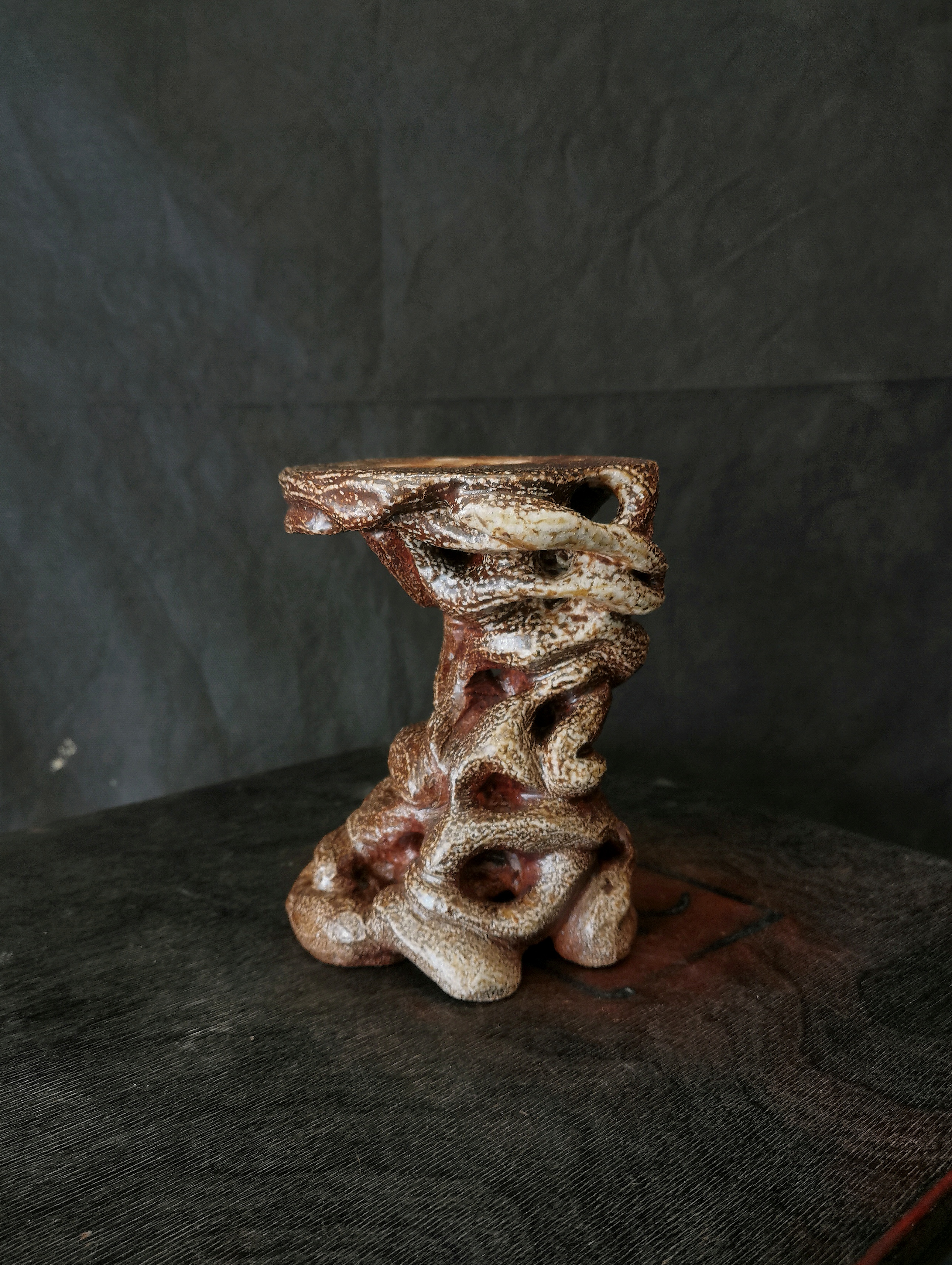 Salt-glazed bonsai stand