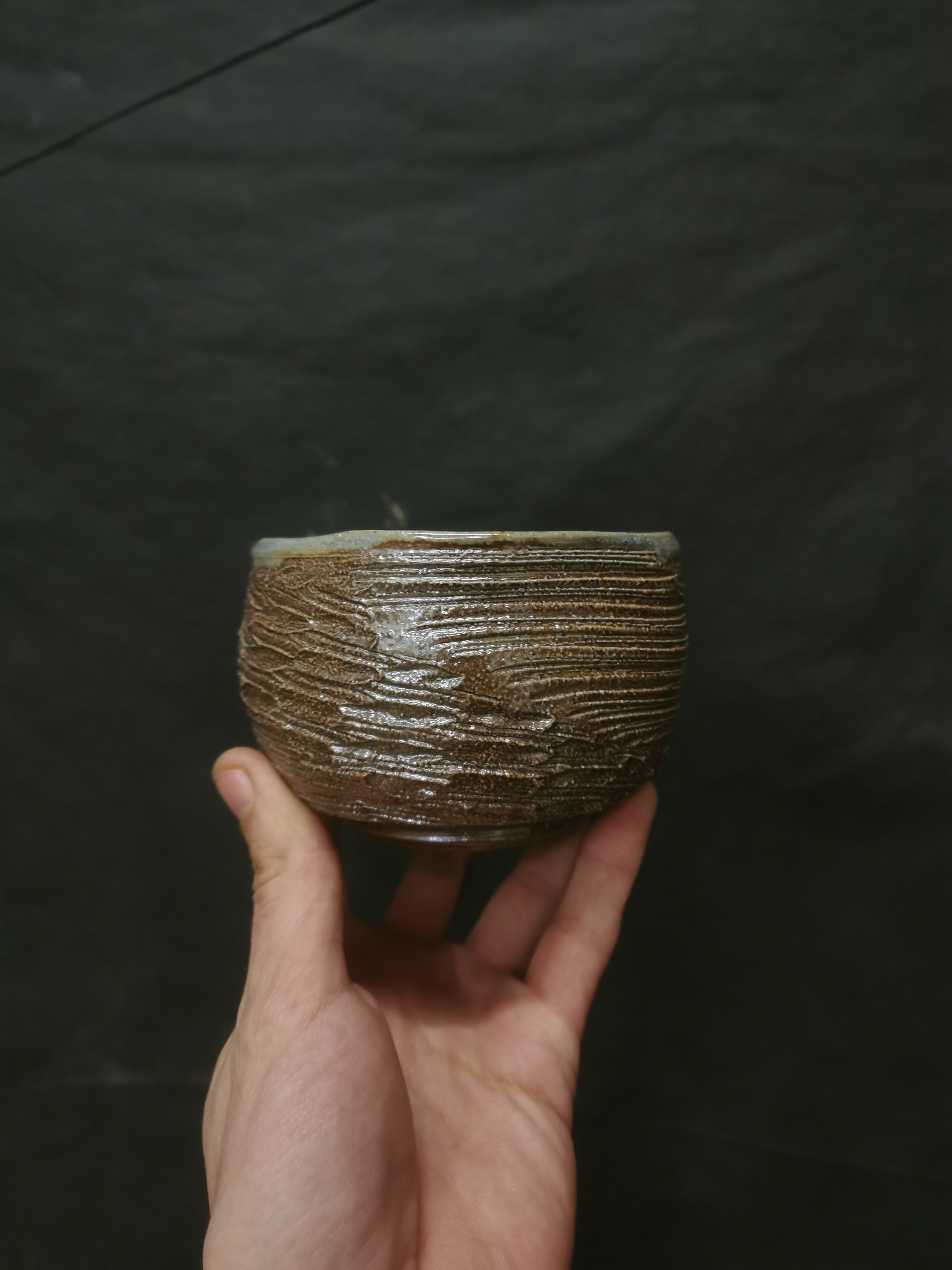 Dark salt-glazed bowl - view 3