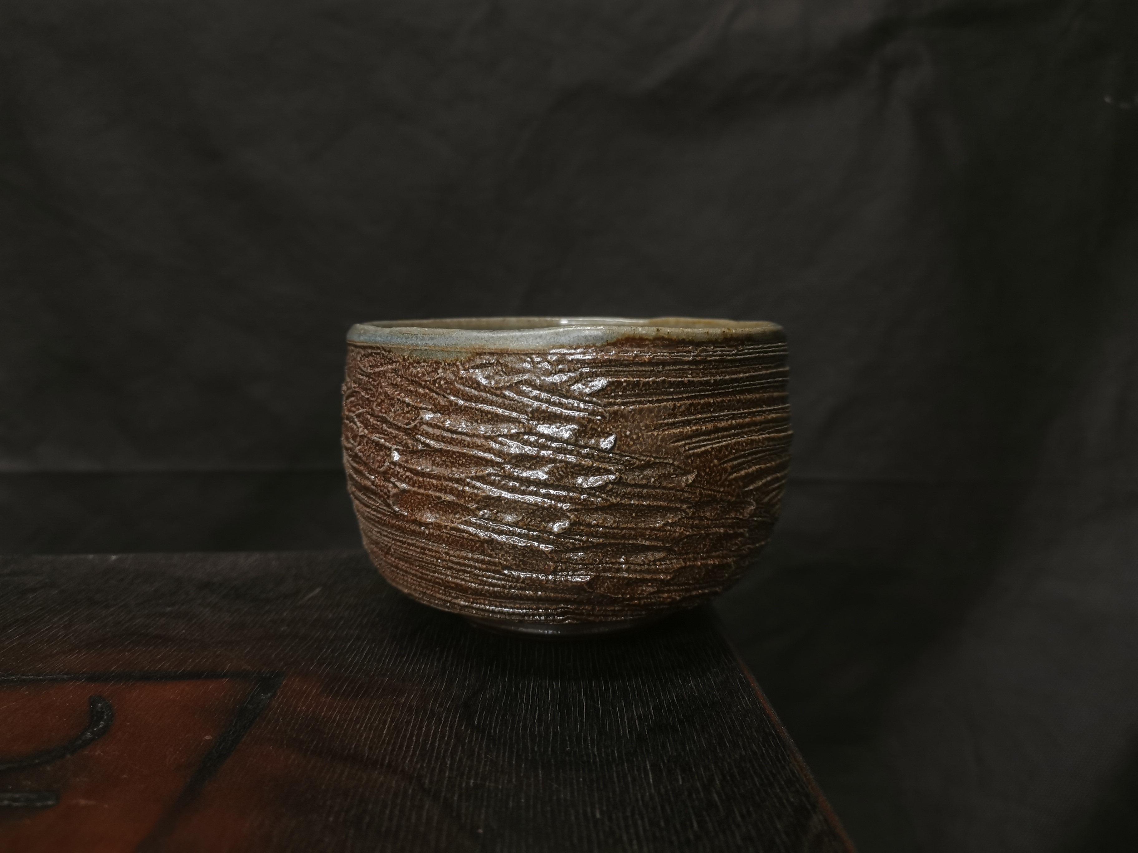 Dark salt-glazed bowl - view 2