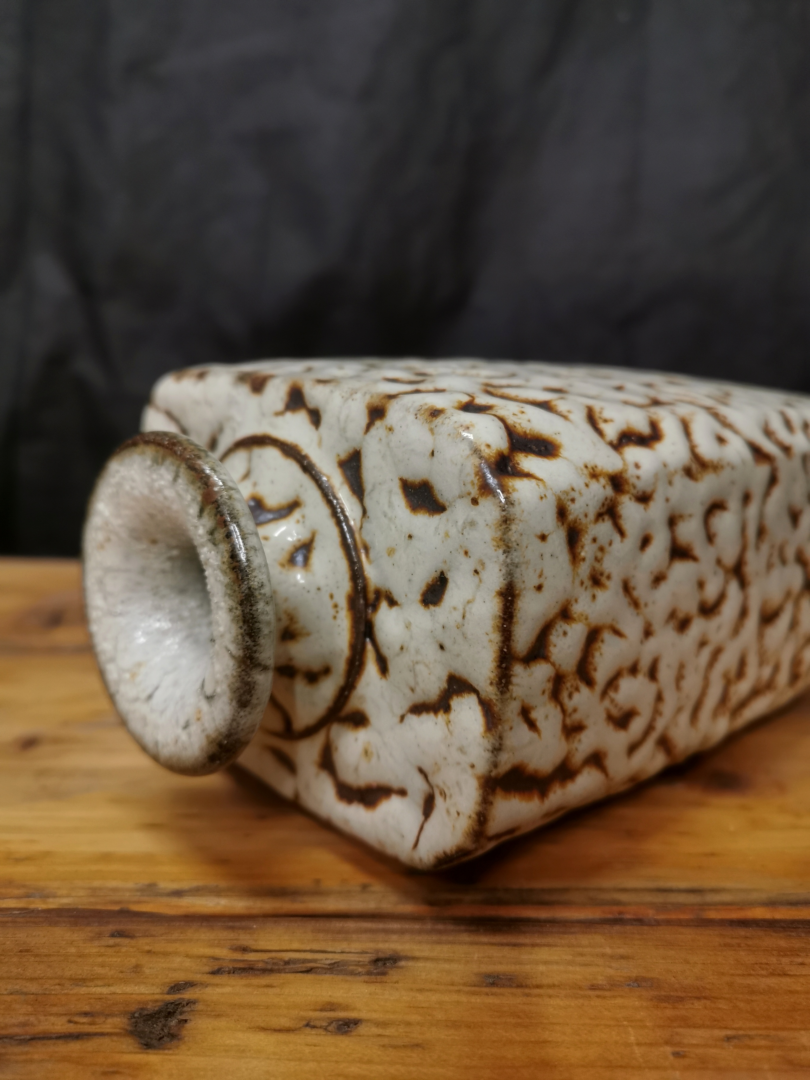 Shino square bottle 