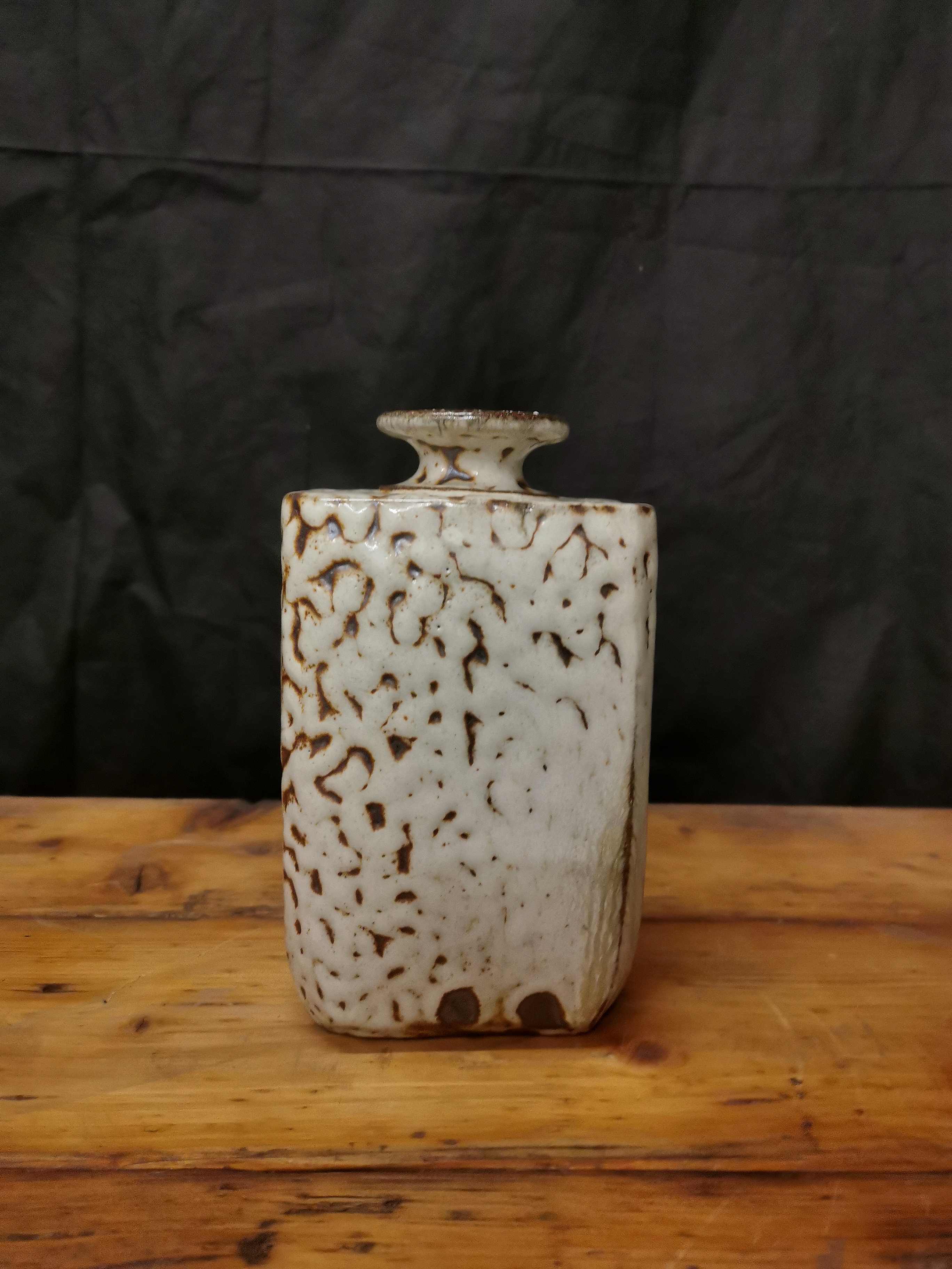 Shino square bottle  - view 2