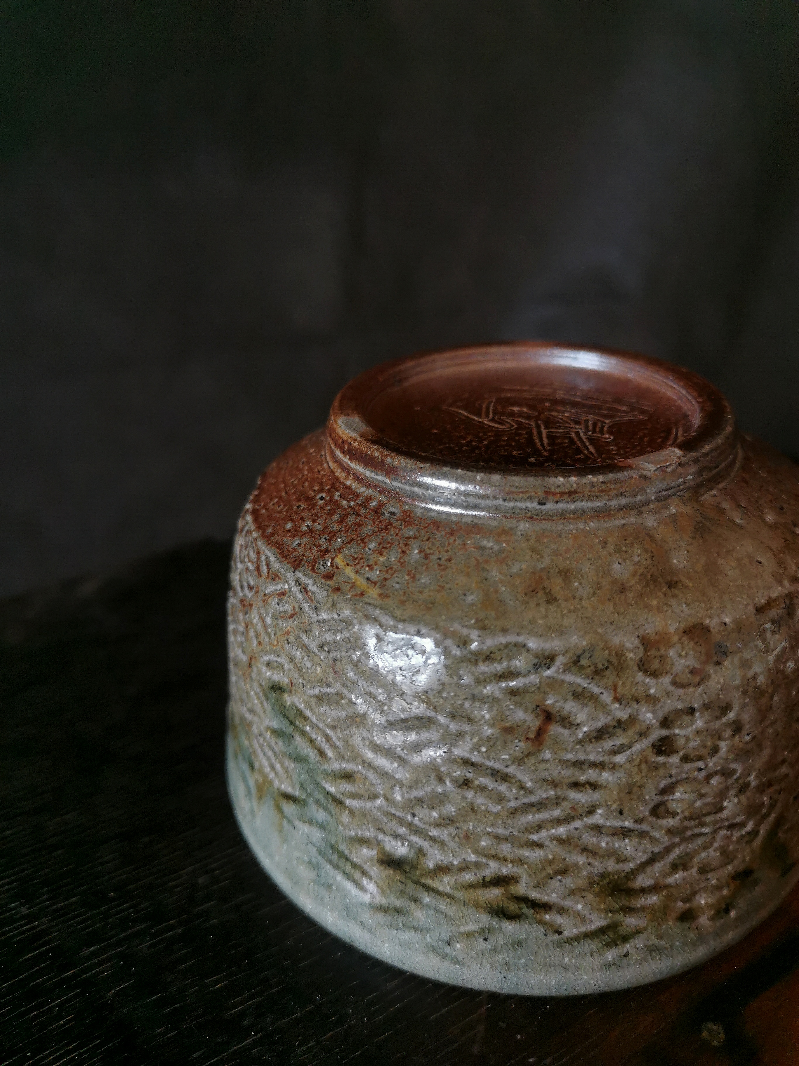 Salt-glazed bowl - view 5